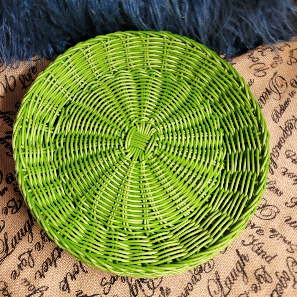 Wicker lot of 4 green paper plate baskets pretty lime green color - Picture 6 of 7